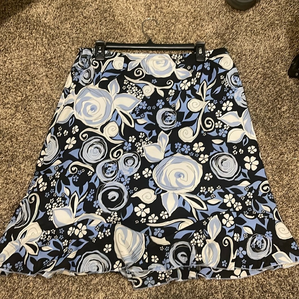 VINTAGE skirt size medium
